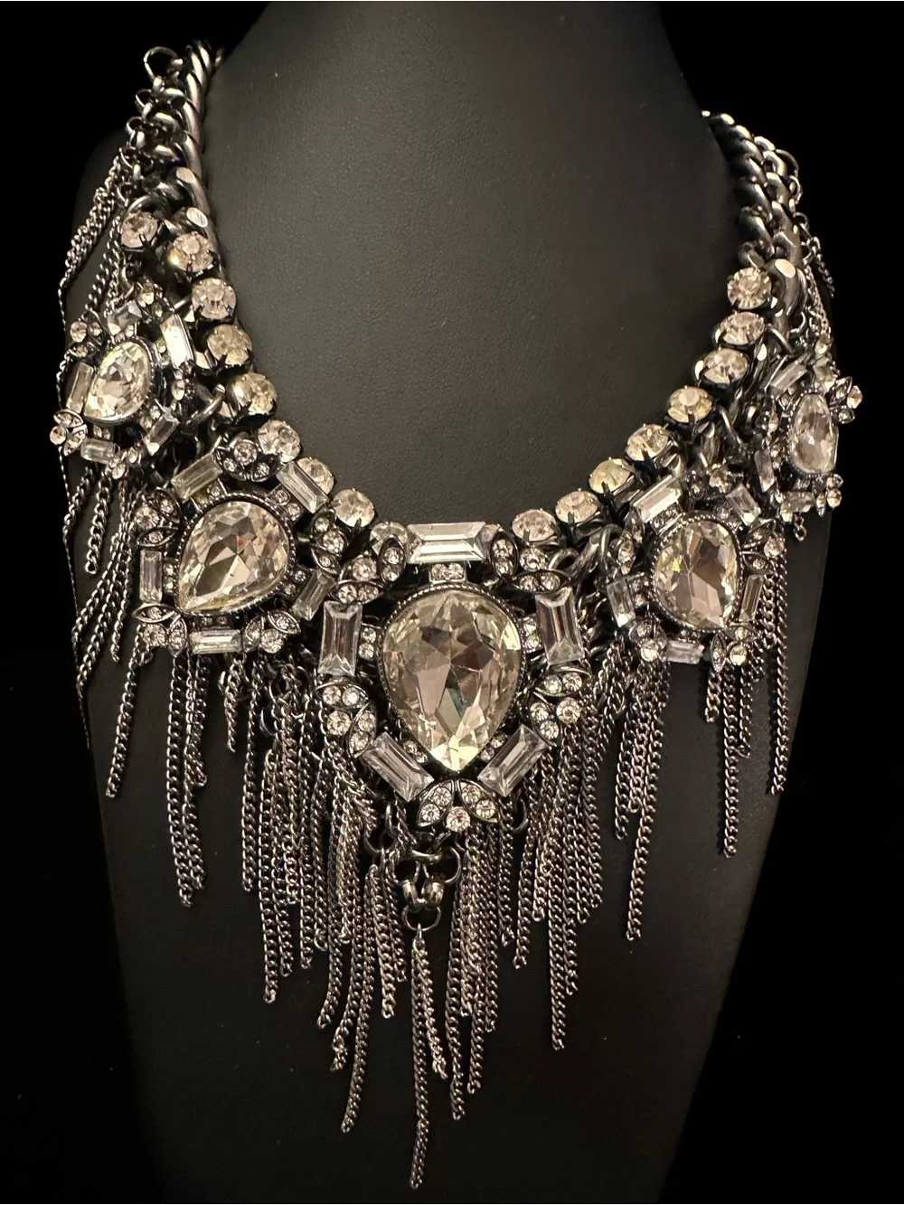 Vintage Charming Charlie Chunky Statement necklace/Glass and black metal
